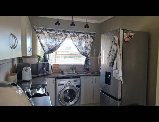 2 BEDROOM PROPERTY TO RENT IN GEDULD